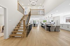 2029 Kempton Park Drive, Mississauga, ON L5M 2Z4