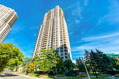 25 Kingsbridge Garden Circle W 519, Mississauga, ON L5R 4B1