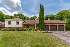 16 Snowberry Court, Caledon, ON L7K 0B5