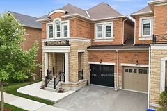 127 Huguenot Road, Oakville, ON L8H 0M3