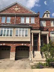 7227 Triumph Lane, Mississauga, ON L5N 0C5