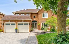 18 Kingfisher Court, Brampton, ON L6Z 3R4