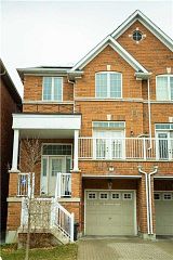 48 Lou Pomanti Street, Toronto, ON M9M 0C2