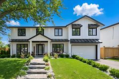 2212 Urwin Crescent, Oakville, ON L6L 2T2