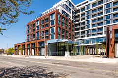 858 Dupont Street 823, Toronto, ON M6G 0C1