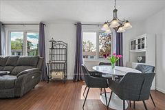 16 Salisbury Circle, Brampton, ON L6V 2Z6