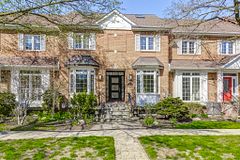 21 Chisholm Street, Oakville, ON L6K 3W2
