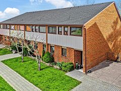 530 Falgarwood Drive 21, Oakville, ON L6H 1N3