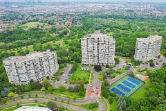 5 Rowntree Road N 805, Toronto, ON M9V 5G9