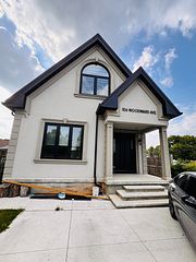 106 Woodward Avenue, Brampton, ON L6V 1K6