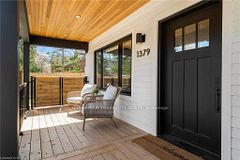 1379 CAROLINE Street, Burlington, ON L7S 1H5