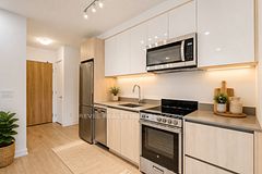 3100 Keele Street 332, Toronto, ON M3M 0E1