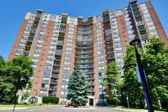 20 Mississauga Valley Boulevard 704, Mississauga, ON L5A 3S1