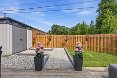 475 Claridge Road 4, Burlington, ON L7N 2S1