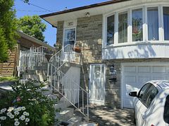 3471 The Credit Woodlands Drive Upper, Mississauga, ON L5C 2K5