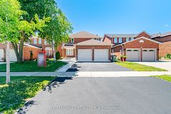 37 Lord Simcoe Drive, Brampton, ON L6S 5H4