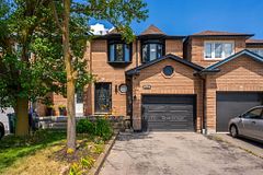 5035 Moulin Rouge Crescent, Mississauga, ON L5V 1R6