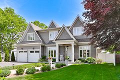 408 Saville Crescent, Oakville, ON L6L 3T8