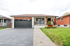 3302 Cardross Road, Mississauga, ON L4X 2N2