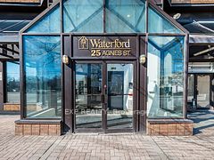 25 Agnes Street 907, Mississauga, ON L5B 3X7