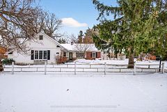 582 Cedar Avenue, Burlington, ON L7T 2R2