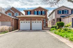 3390 Chartrand Crescent, Mississauga, ON L5L 4C4