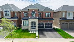 14 Waterwide Crescent, Brampton, ON L6T 3C3