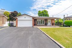 11 Kinnie Court, Toronto, ON M3N 2S1