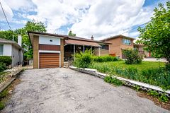 77 Troutbrooke Drive, Toronto, ON M3M 1S6