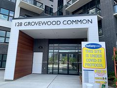 128 Grovewood Common 303, Oakville, ON L6H 0X3