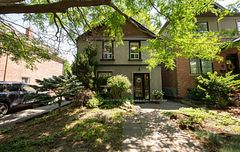613 Beresford Avenue, Toronto, ON M6S 3C2