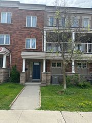 375 Cook Road 3, Toronto, ON M3J 3T6