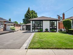 17 Sigmont Road, Toronto, ON M9C 4K6