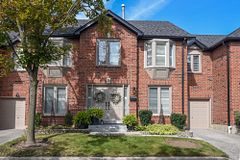 4635 Regents Terrace 59, Mississauga, ON L5R 1X5