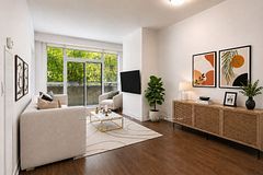 8 Fieldway Road 414, Toronto, ON M8Z 3L1