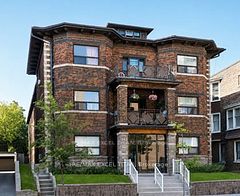 1643 Bloor Street W 201, Toronto, ON M6P 1A6