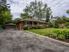 327 Angelene Street, Mississauga, ON L5G 1X5