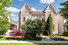 141 Gatwick Drive, Oakville, ON L6H 6T7