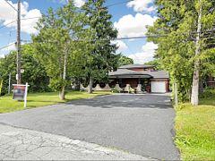 76 Westona Street, Toronto, ON M9P 2Y3