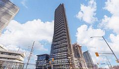 448 Burnhamthorpe Rd Road W 5606, Mississauga, ON L5B 0R4