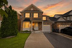 35 Bonavista Drive, Brampton, ON L6X 0N2
