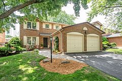 1484 Princeton Crescent, Oakville, ON L6H 4H3