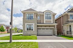 476 Kennedy Circle W, Milton, ON L9E 2C4