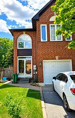 31 Goldenlight Circle, Brampton, ON L6X 4N6