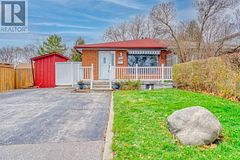 1473 Freeport Drive Main, Mississauga, ON L5C 1S7