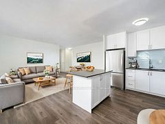 3045 Queen Frederica Drive S 803, Mississauga, ON L4Y 3A2