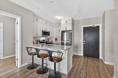 102 Grovewood Common 510, Oakville, ON L9H 0X2