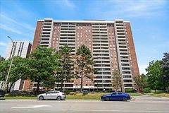 4 Kings Cross Road 1206, Brampton, ON L6T 3X8