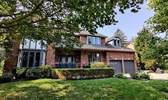 112 Trelawn Avenue, Oakville, ON L6J 4R2