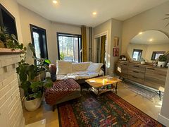 363 Parkside Drive 1, Toronto, ON M6R 2Z5